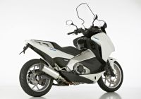 DSX-5 Slip on Ersatzdämpfer - silber Auspuff für: HONDA Integra 750 RC89