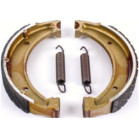 Premium brake shoes for diff. for: Husqvarna models